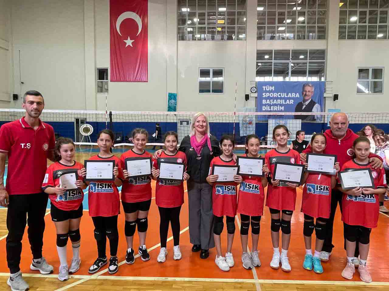 VOLEYBOL-ŞENLİĞİ-(2)