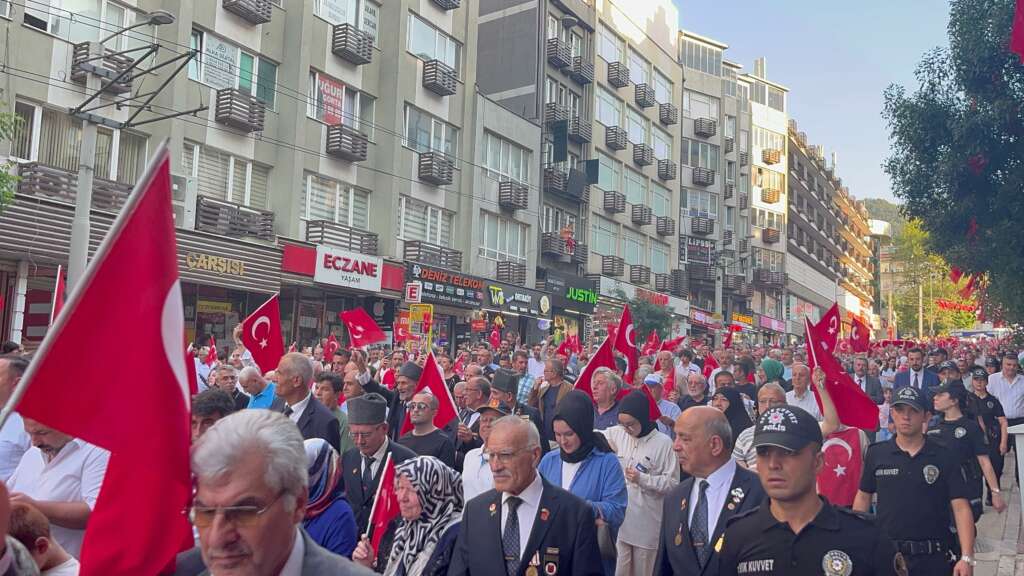 15 Temmuz Bayrak Yürüyüşü222 1