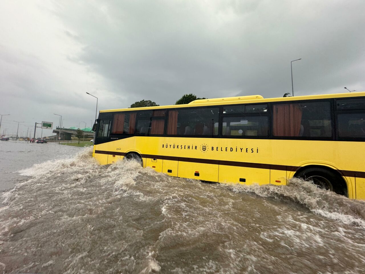 Bursa Metro Yağmur Su Bastı Ve Dolu