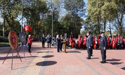 29 Ekim Cumhuriyet Bayramı kutlamaları resimi törenlerle başladı