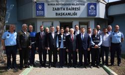 Başkan Bozbey'den Büyükşehir çalışanlarına bayram ziyareti