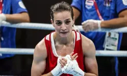 Buse Naz Çakıroğlu, Avrupa Boks Şampiyonası'nda finale yükseldi!
