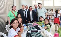 Satranç turnuvasında ilk hamle Başkan Aydın’dan