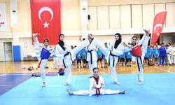 Genç judo ve taekwondocular sertifikalarını aldı