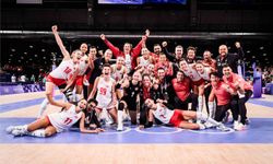 Türkiye-İtalya voleybol maçı dev ekranlarda