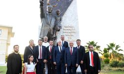 Osmangazi Belediyesi Zafer Bayramı’nı Atatürk Anıtı ile taçlandırdı