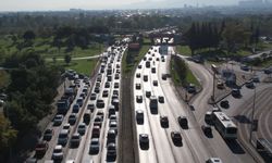 Okullar açıldı, Bursa'da yollar tıkandı