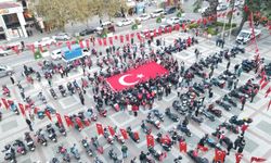 Bursa’da 150 motorcudan Cumhuriyet Korteji