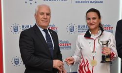 Başkan Bozbey, Bursa'nın gururunu ağırladı