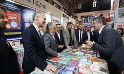 İnegöl Belediyesi 8. Kitap Fuarı kapılarını açtı