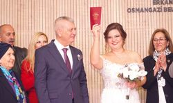 Osmangazi Gösteri ve Nikah Evi'nde ilk nikah