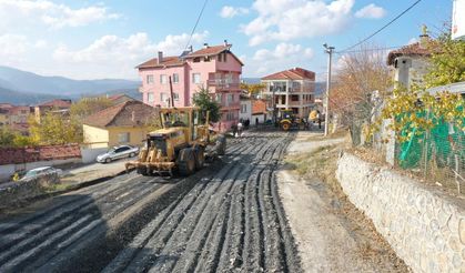 Bursa Orhaneli'de yollar güzelleşiyor