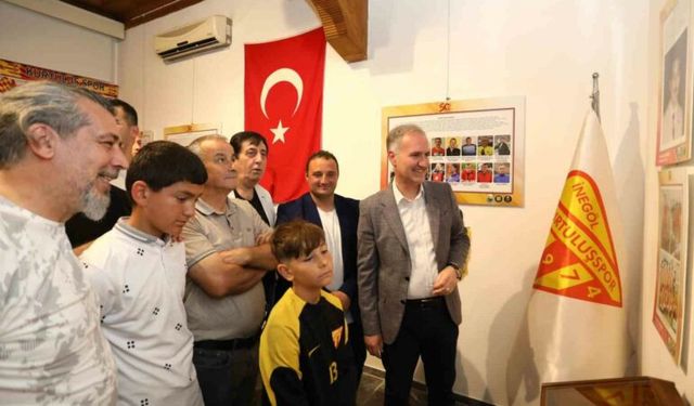 Bursa'da 50 yıllık onurlu mücadele: 'Kurtuluşspor' sergisi ziyarete açıldı
