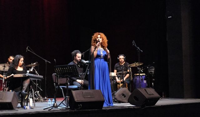 "Dünya Sesleri Bursa'da" konserleri Lena Chamamyan ile başladı