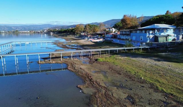 İznik Gölü'nün bu durumu ne olacak? Yetkililer ne düşünüyor?