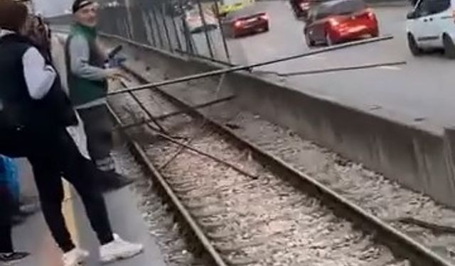 Bursa'da metro seferleri ve trafik aynı anda aksadı; İşte nedeni...