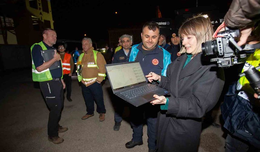 Bursa Büyükşehir Belediyesi "Team Aware" projesiı metro tatbikatı büyüledi
