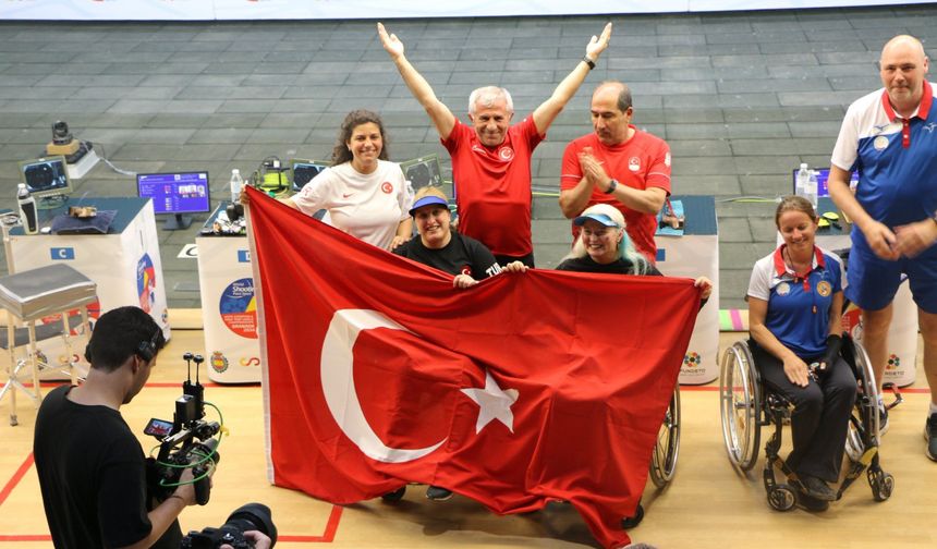 Bursa'da Avrupa Zaferi! Aysel Özgan Avrupa Şampiyonu oldu!