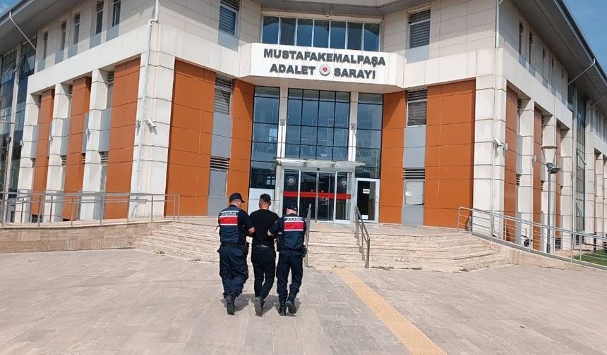 Bursa'da 15 yıl 6 ay hapis cezasıyla aranan firari yakalandı